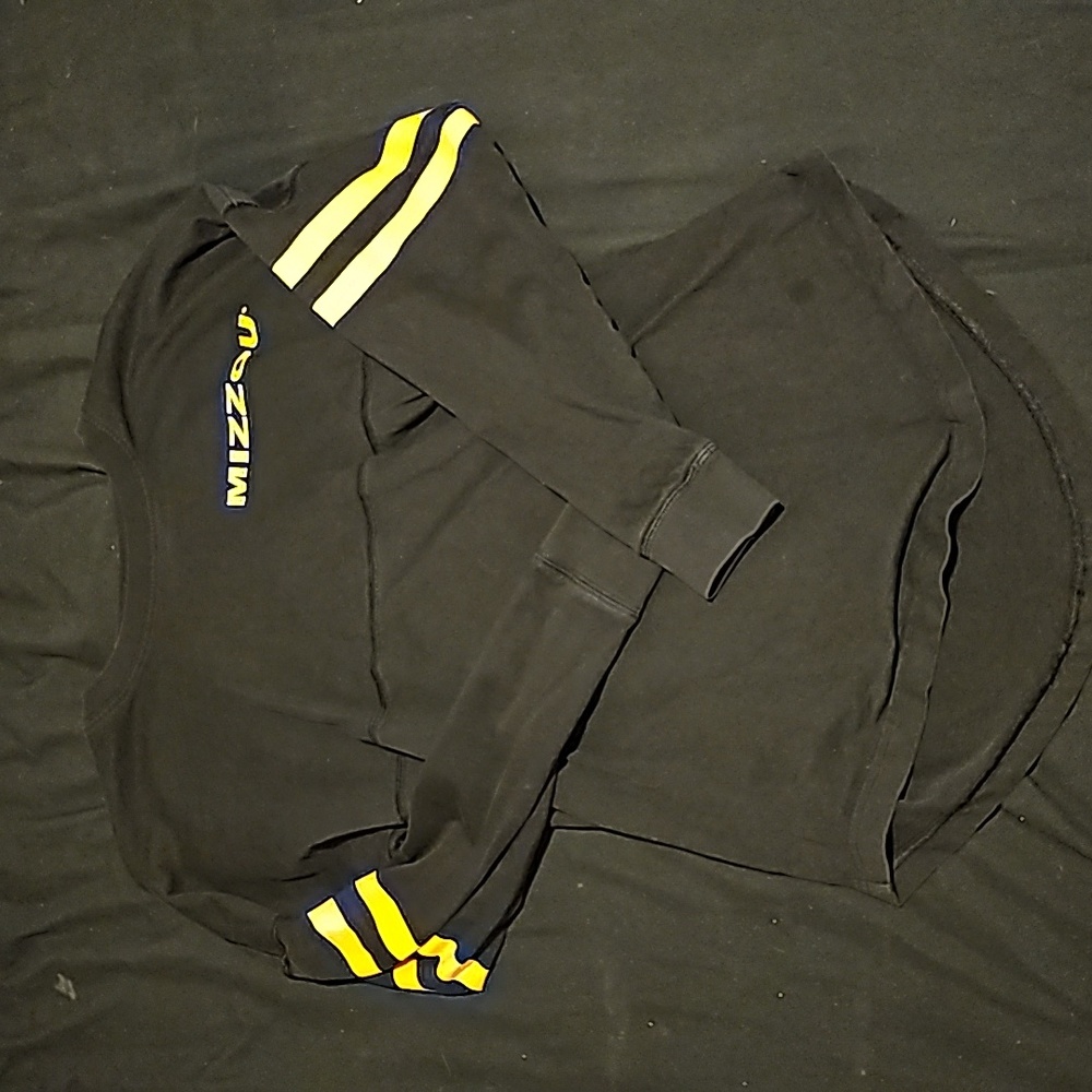 Vs PINK Mizzou Longsleeve